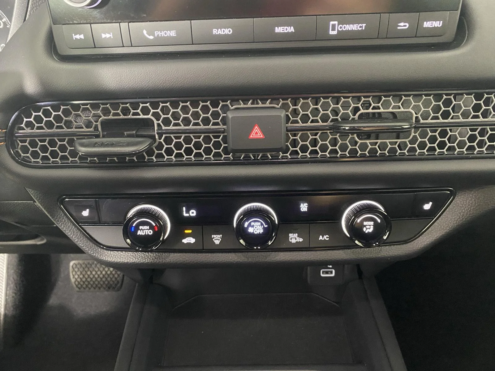 Used 2025 Crystal Black Pearl Honda Sport image 26