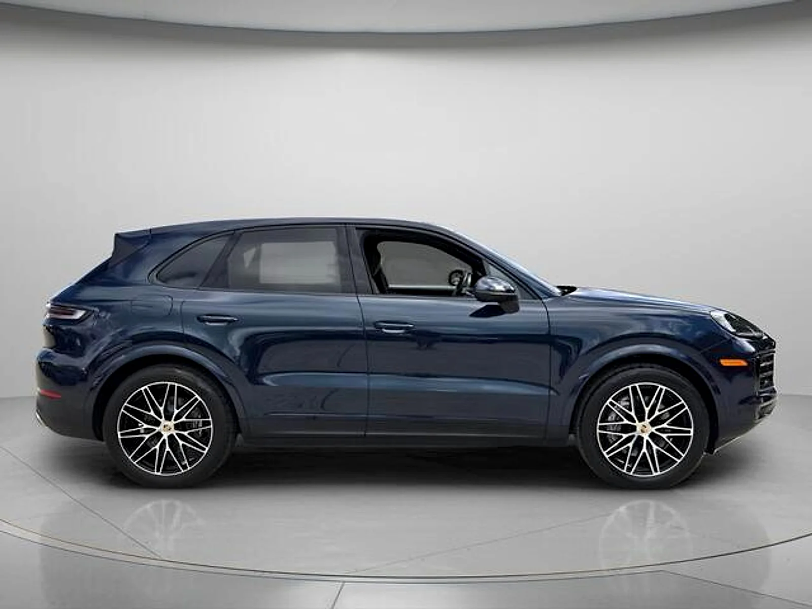 Used 2025  Porsche  image 7