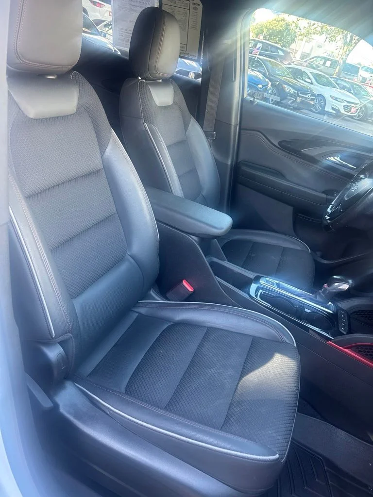 Used 2021 White Chevrolet RS image 22