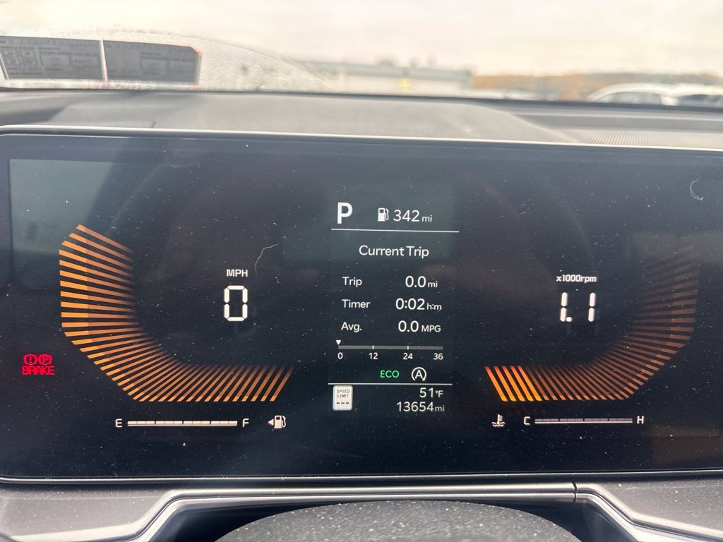 2025 Kia Sorento EX SUV Slide 8