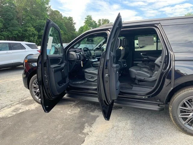New 2026 Black Ford MAX Platinum® image 19