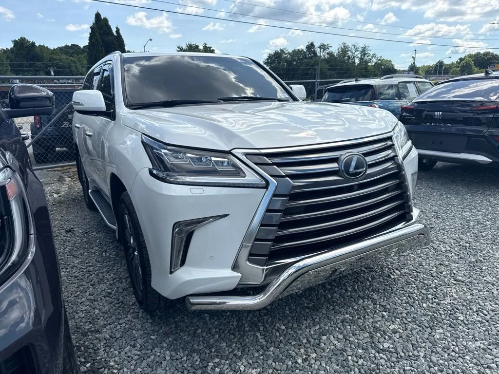 Used 2017 White Lexus 570 image 2