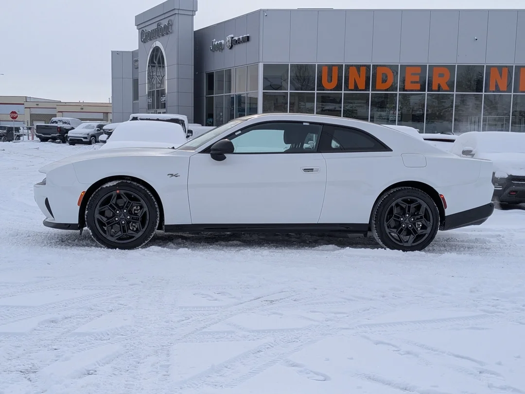 New 2026 White Dodge R/T - - AWD - Blacktop Pack - Hurricane Turbo - 20 Black Wheels & More! image 5