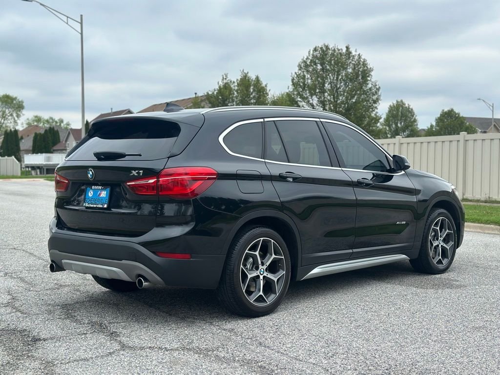 Used 2018 Black Sapphire Metallic BMW xDrive28i image 9
