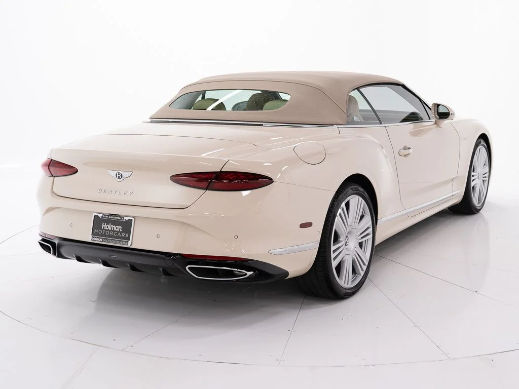 New 2026 Magnolia Bentley Azure image 14