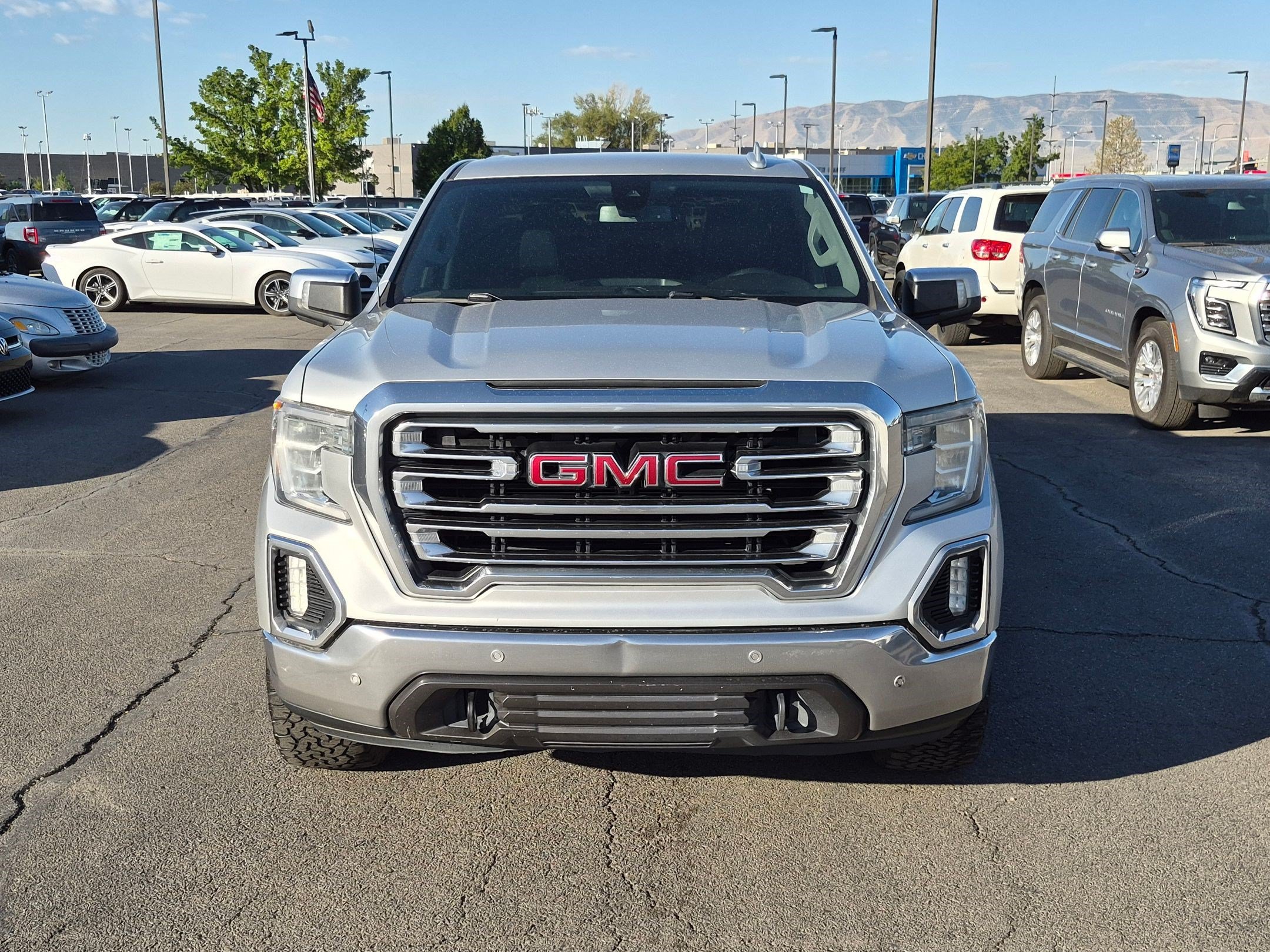 Used 2019 Quicksilver Metallic GMC SLT image 9