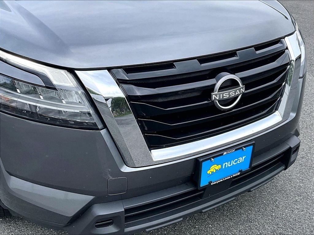 Used 2022 Gun Metallic Nissan SV image 32