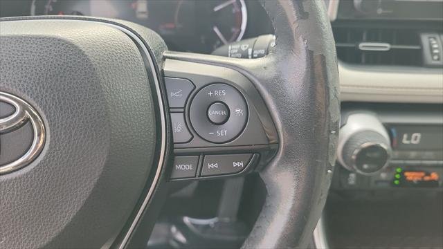 Certified Used 2019 RUBY FLARE PEARL Toyota  image 22