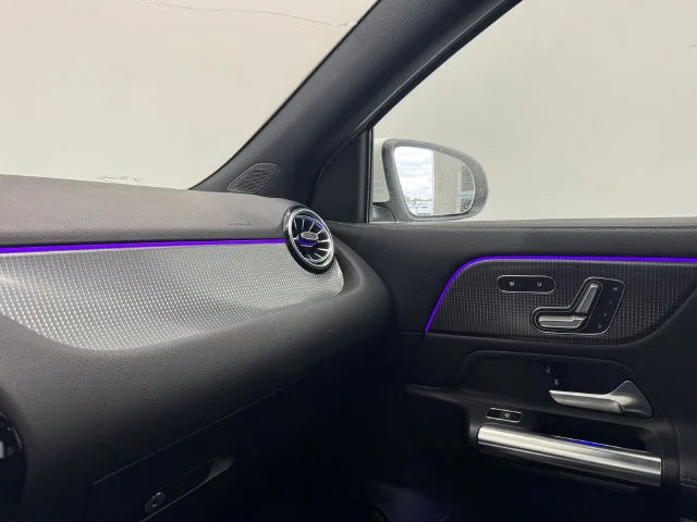 Certified Used 2022 Polar White Mercedes-Benz GLA 250 image 37