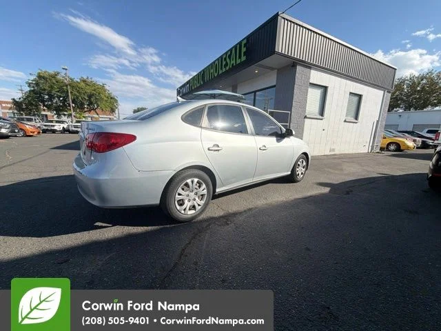 Used 2009 Silver Hyundai GLS image 4