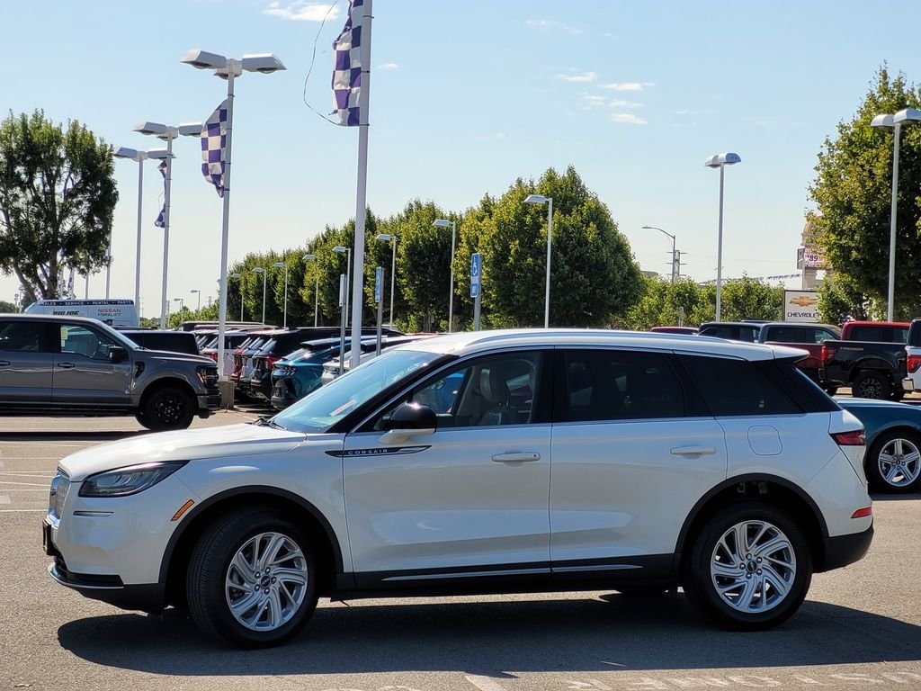 Used 2020 White Lincoln Standard image 7
