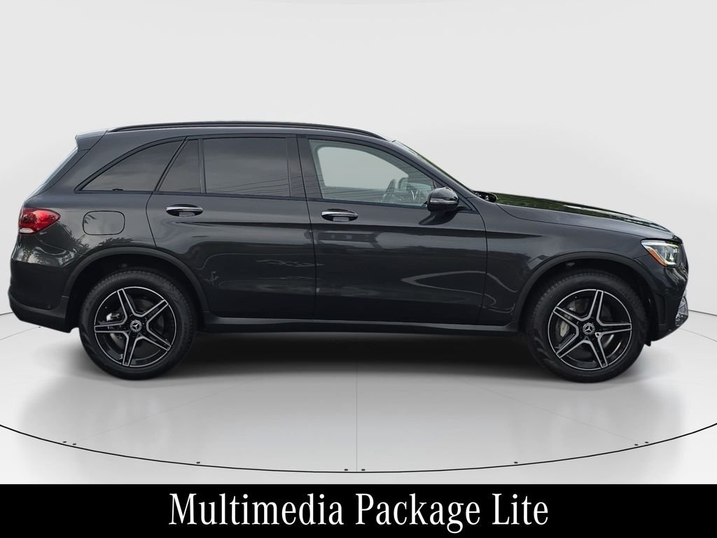 Certified Used 2022 Gray Mercedes-Benz GLC 300 image 4