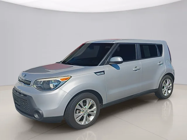 Pre-Owned 2015 Kia Soul GLS