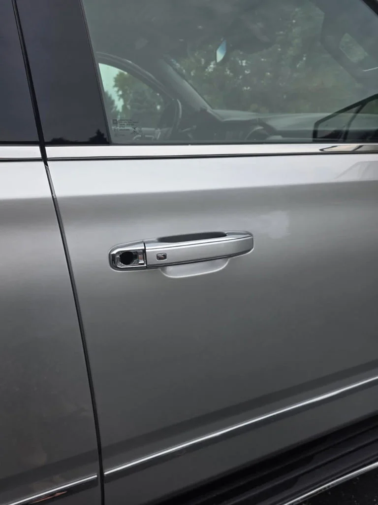 Used 2019 Silver GMC Denali image 16
