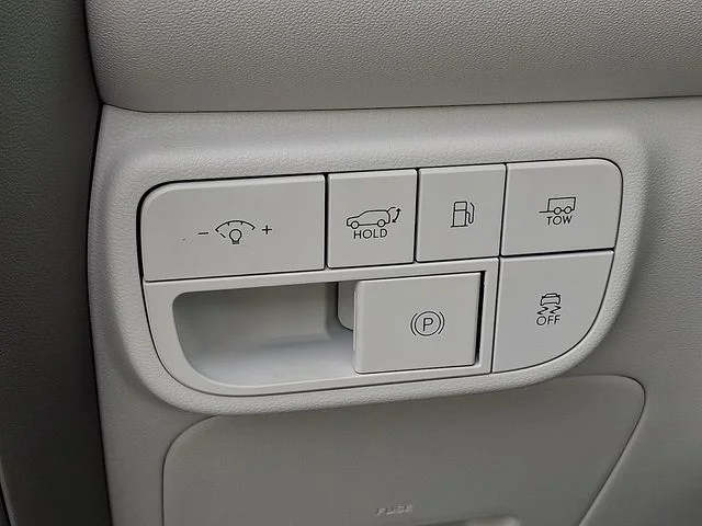 New 2026 White Hyundai SEL image 19