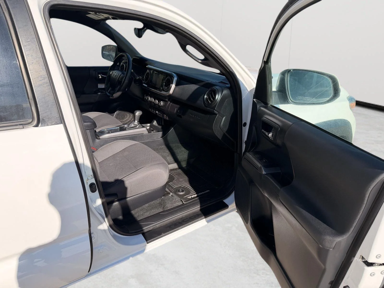 Used 2019 Super White Toyota TRD Off Road image 13