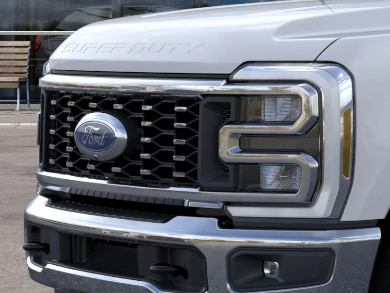 New 2026 Oxford White Ford Lariat image 42