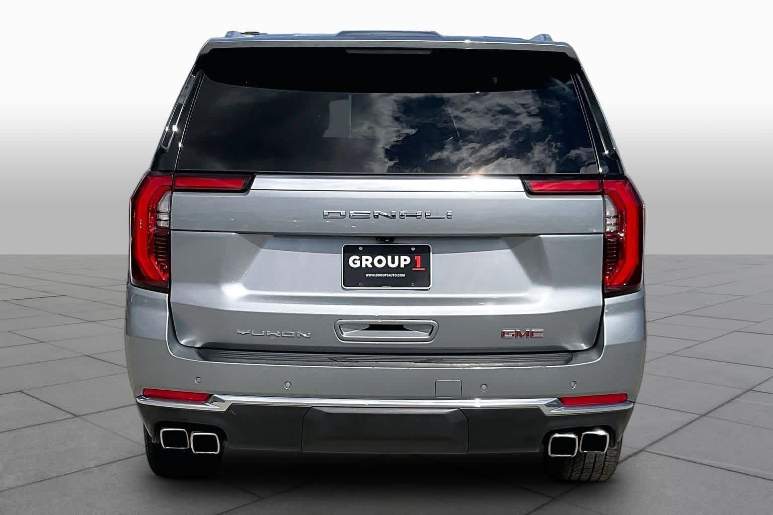 Used 2025 Sterling Metallic GMC Denali image 5