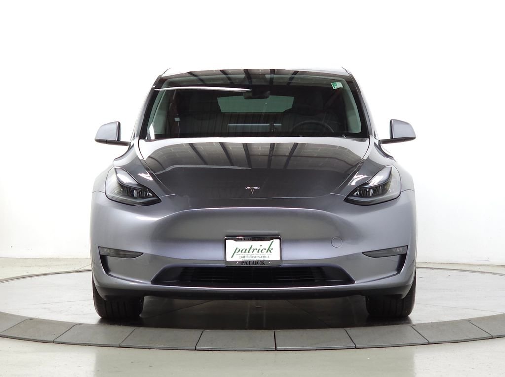Used 2024 Tesla Model Y Long Range with VIN 7SAYGDEE9RF190909 for sale in Schaumburg, IL