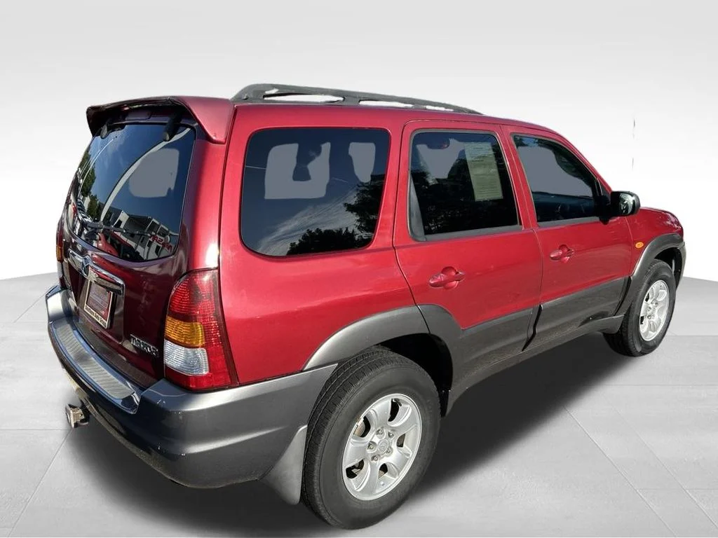 Used 2004 Red Mazda ES image 4