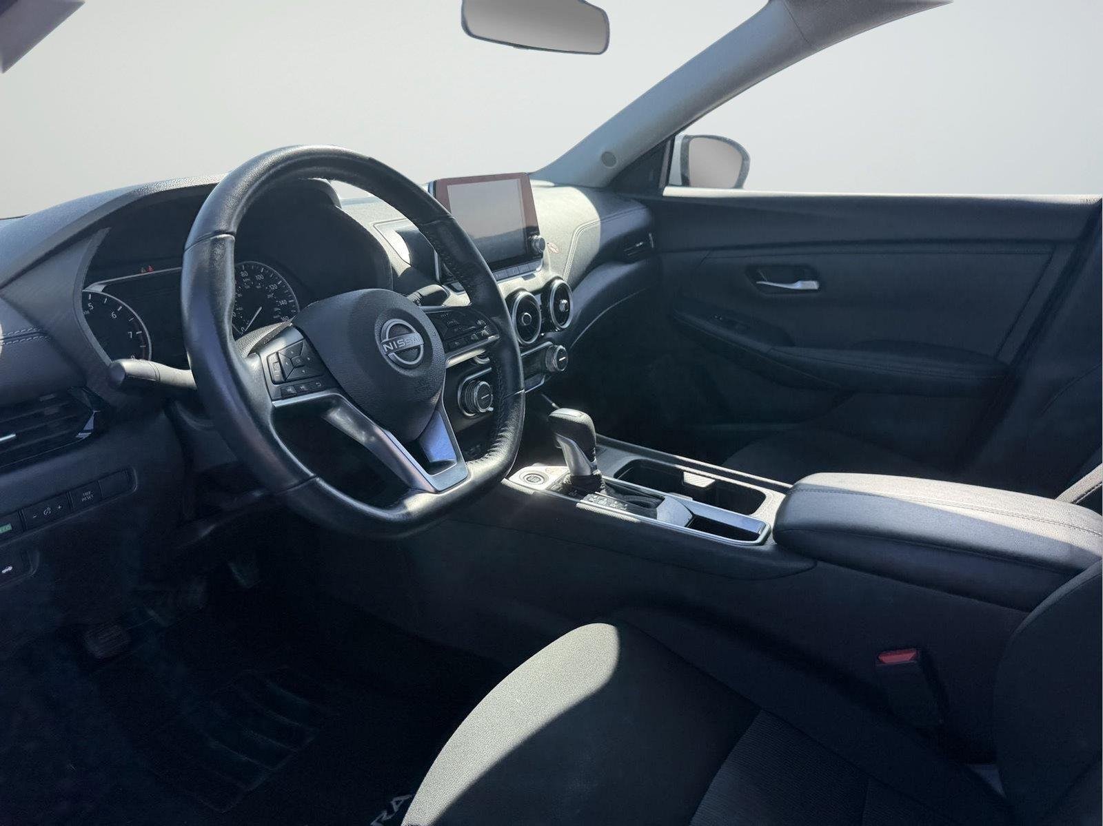 Used 2025 Aspen White Tricoat Nissan SV image 10