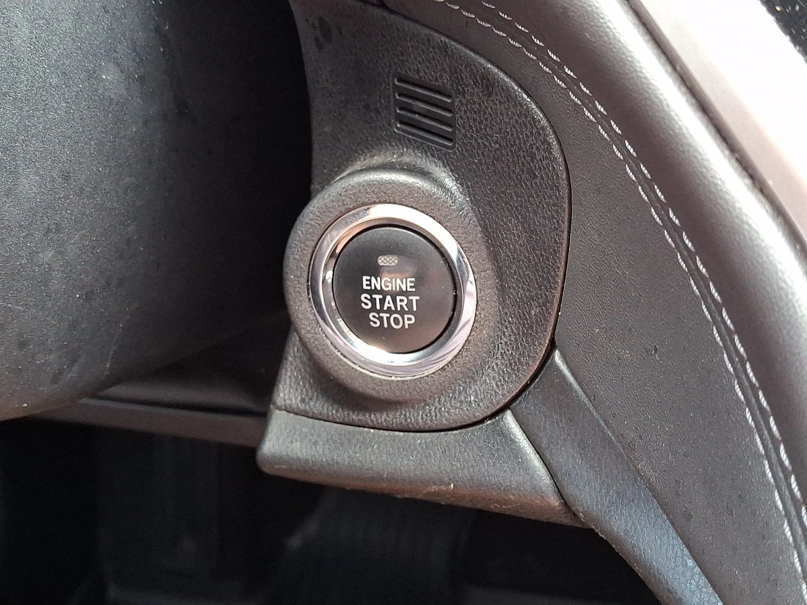 Used 2021 Magnetite Gray Metallic Subaru Limited image 23