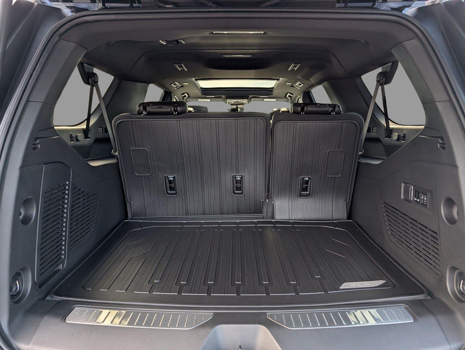 2026 GMC Yukon XL Denali - Photo 33