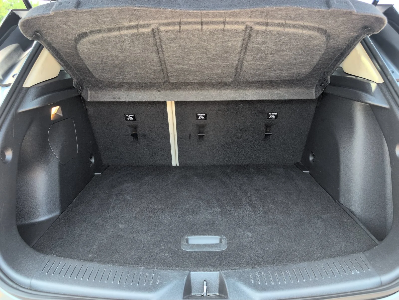 Used 2024 Moonstone Gray Metallic Buick Sport Touring image 5