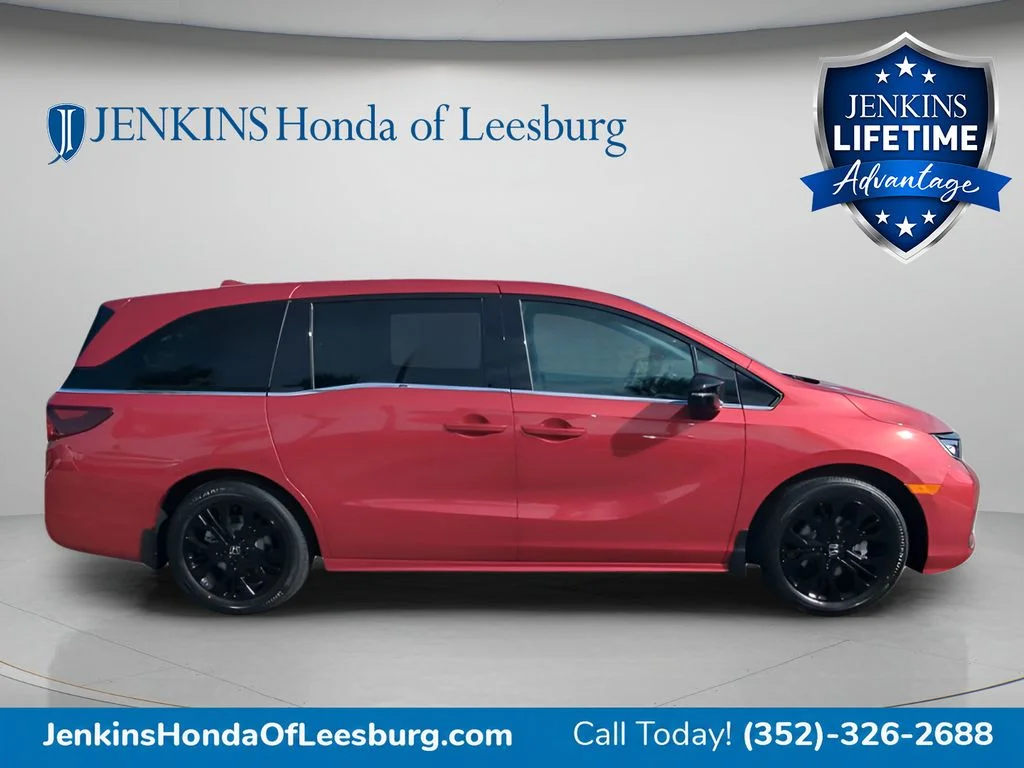 New 2026 Radiant Red Metallic II Honda Sport-L image 2