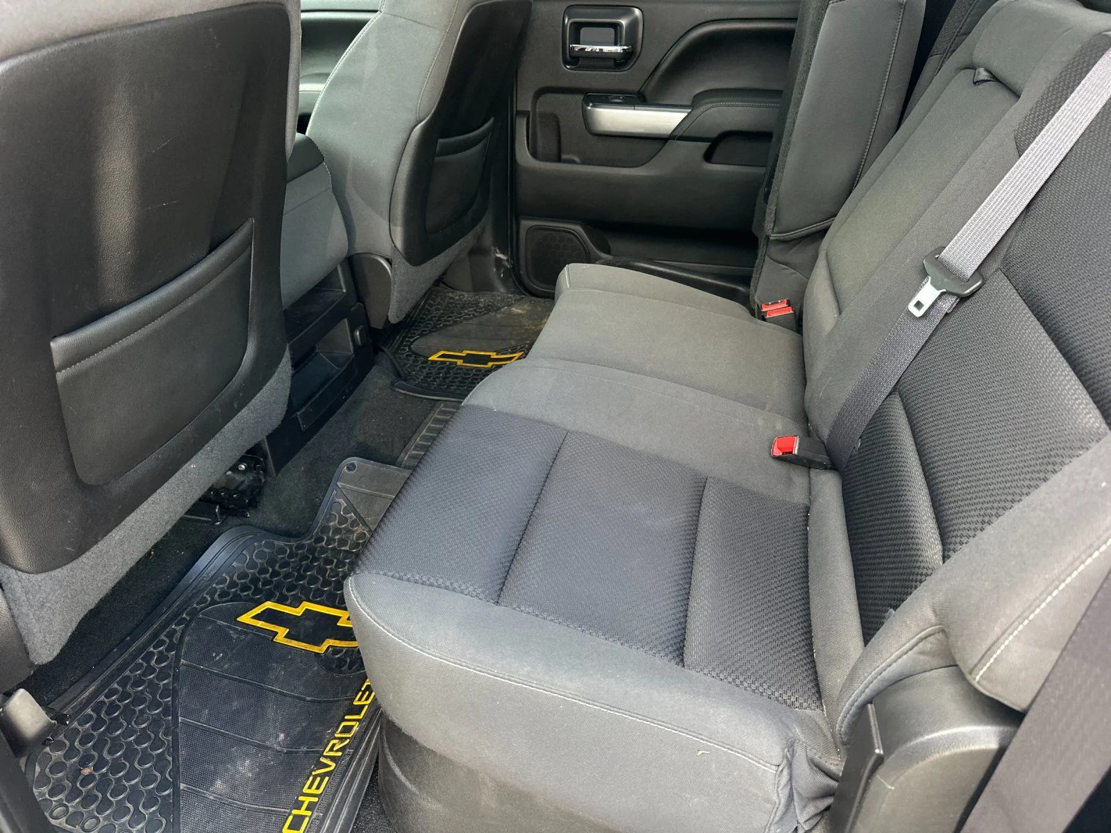 Used 2015 Summit White Chevrolet LT image 11