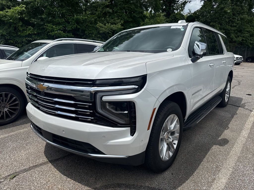 2025 Chevrolet Suburban Premier 2WD's photo