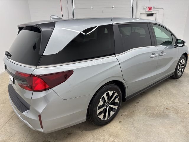 New 2026 Silver Honda EX-L image 5
