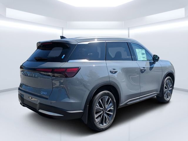 New 2027 HARBOR GRAY INFINITI Luxe FWD image 3