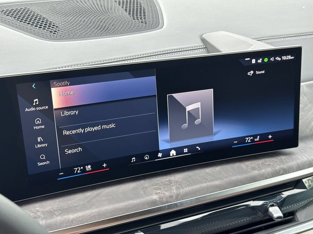 New 2027 Mineral White Metallic BMW xDrive40i image 12