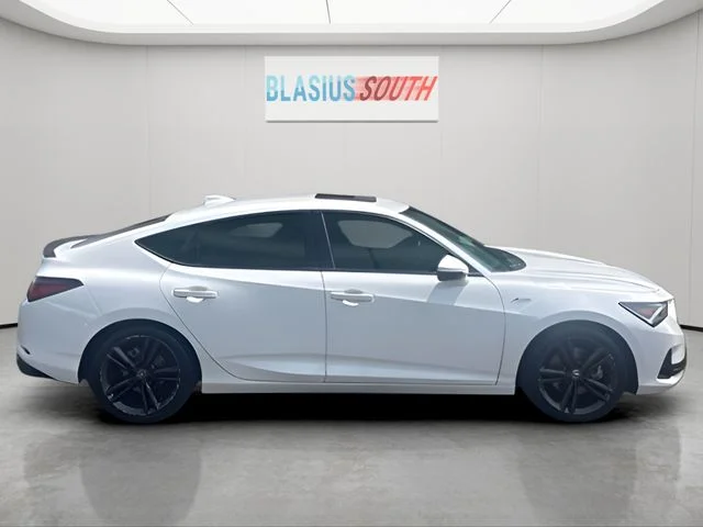 Used 2025  Acura A-Spec Tech Package image 2