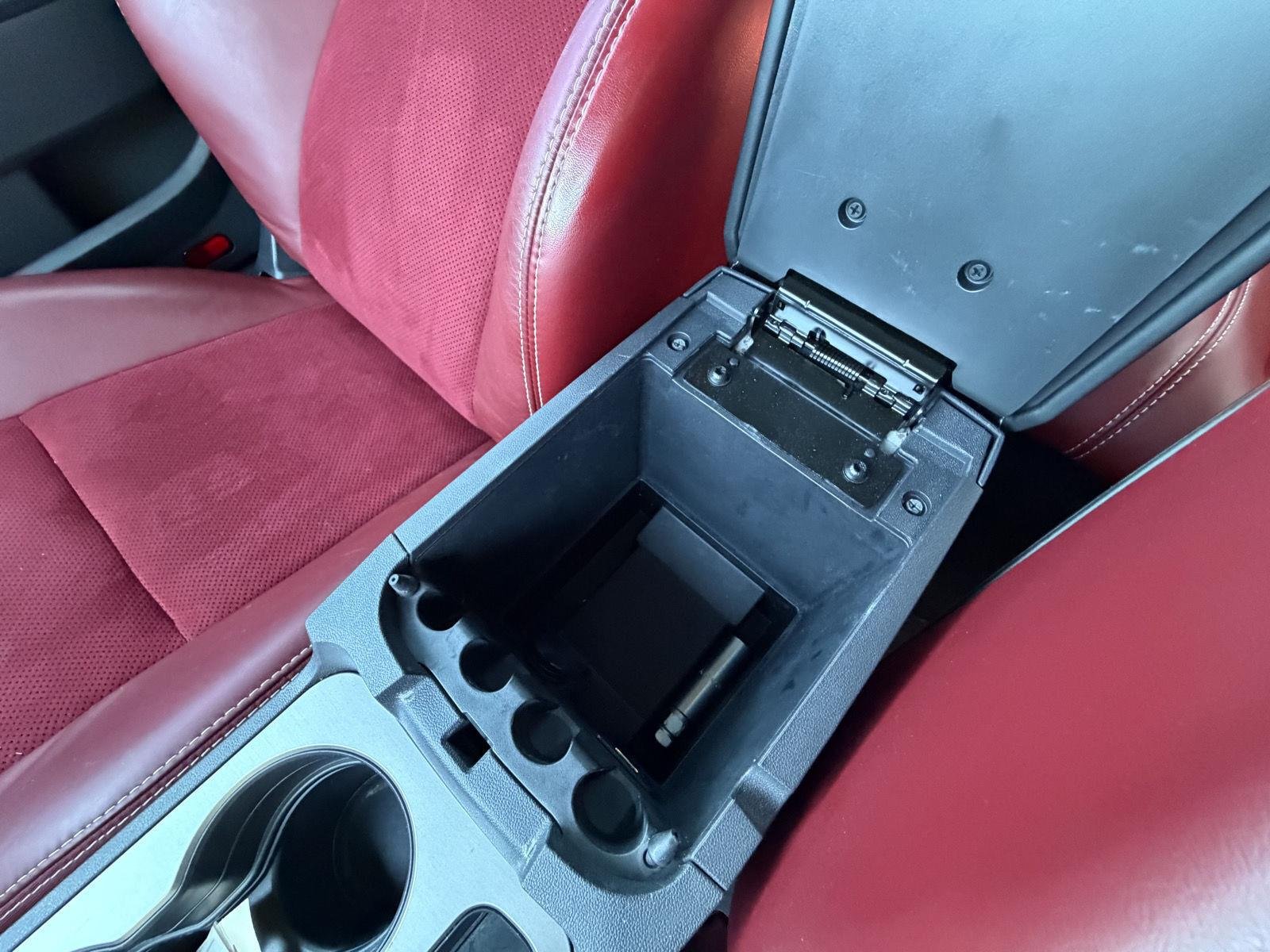 Used 2013 Bright White Dodge SRT8 image 14