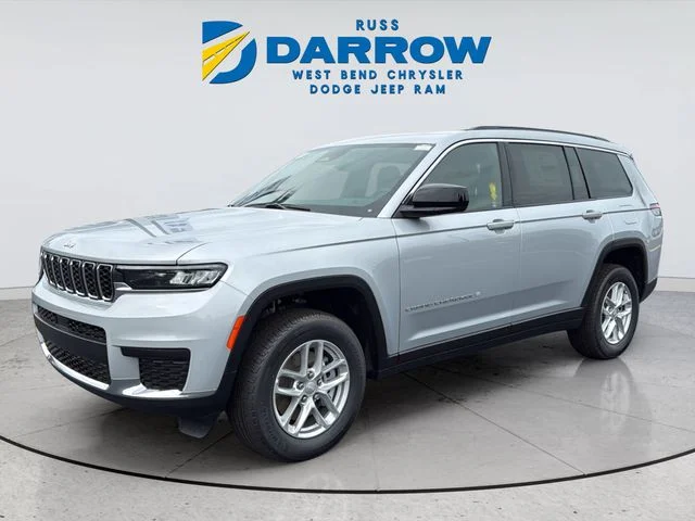 New 2026 Silver Zynith Exterior Paint Jeep Laredo image 1