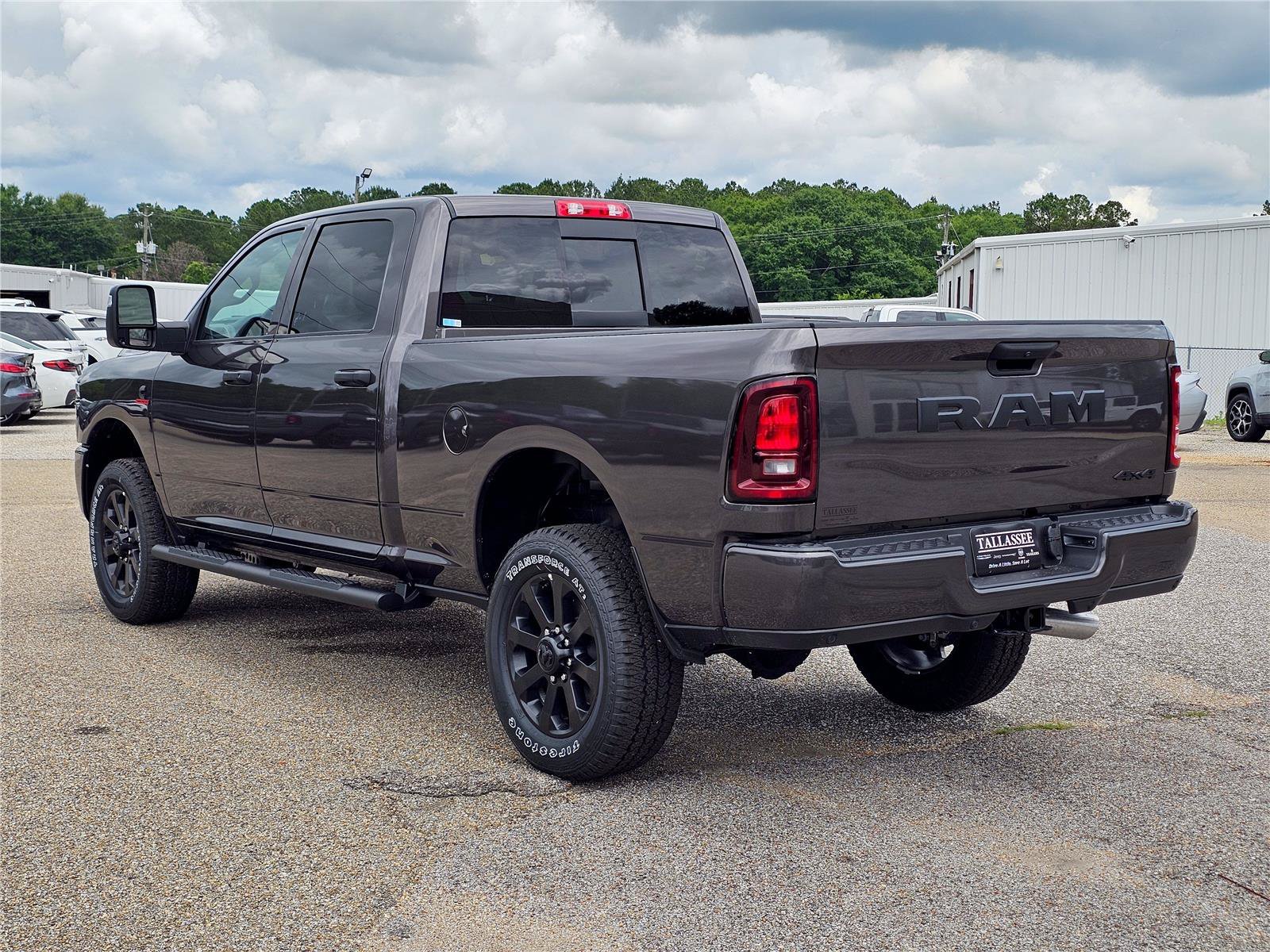 New 2026 Granite Crystal Metallic Clear-Coat Exterior Paint RAM Black Express image 14