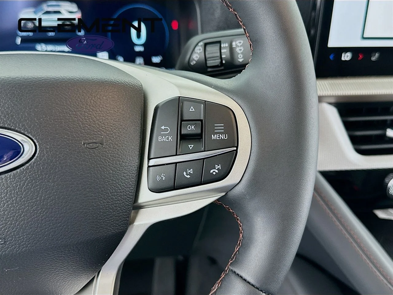 New 2026 Star White Metallic Tri-Coat Ford Active image 16