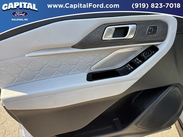 Used 2025 White Ford Platinum image 20