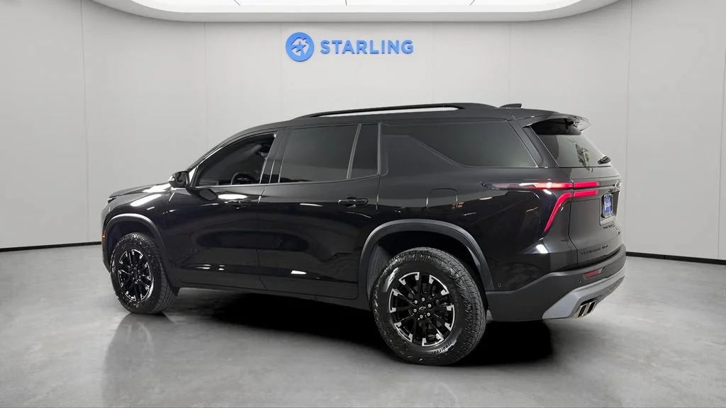 Used 2025 Mosaic Black Metallic Chevrolet Z71 image 4