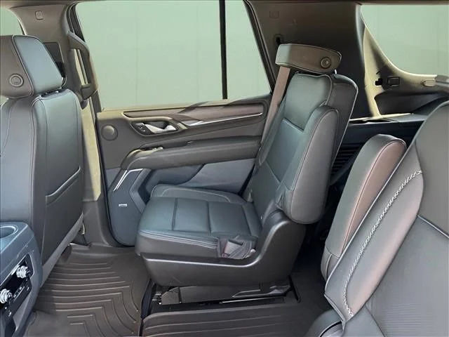 Used 2022 Beige GMC Denali image 8