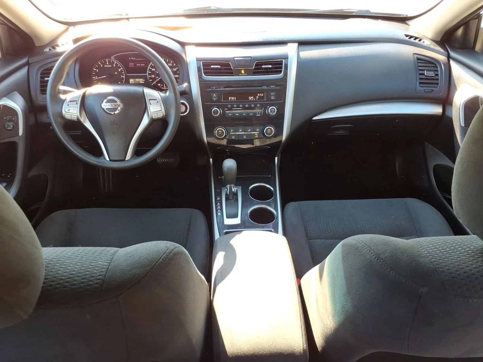 Used 2014 Gun Metallic Nissan 2.5 S image 23