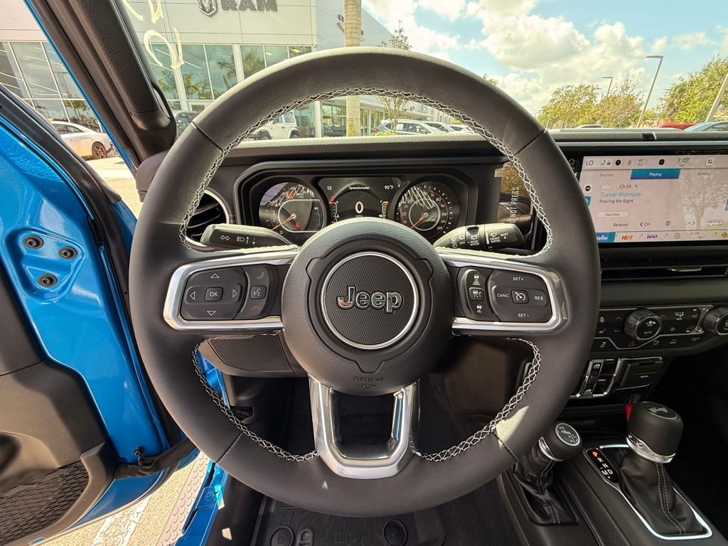 2025 Jeep Wrangler 4-Door Sahara - Photo 22
