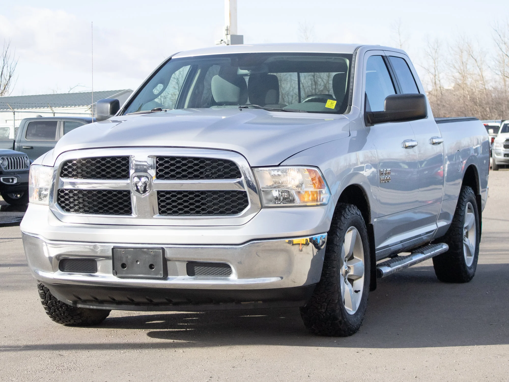 Used 2013 Silver RAM SLT* Crew Cab 4x4, 3.6L V6, Tonneau Cover, A/T Tires image 10