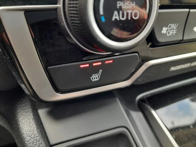 Used 2020  Honda EX image 24