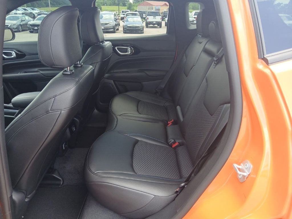 New 2026 Joose Exterior Paint Jeep Latitude image 34