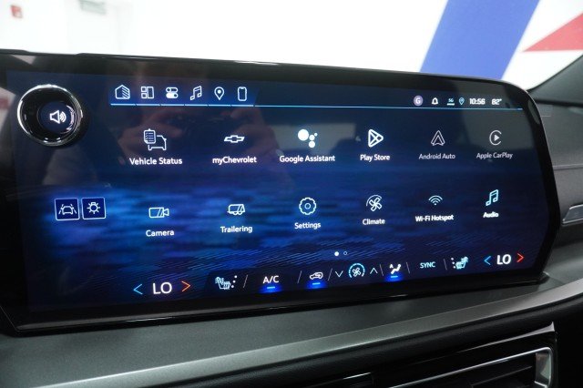 New 2026 Mosaic Black Metallic Chevrolet LT image 34