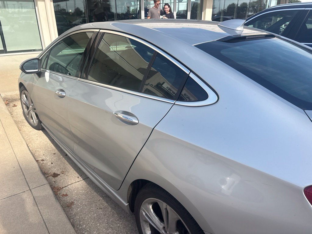 Used 2016 Silver Ice Metallic Chevrolet Premier image 23