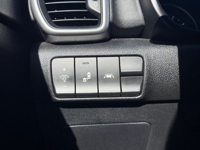 Used 2022 Silver Kia LX image 17